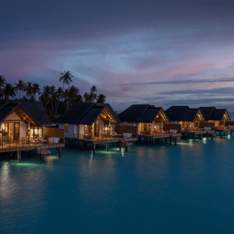 Water villas en sen aften på Fushifaru Maldives