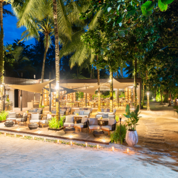 DI#15 beach bar_night1 350*350
