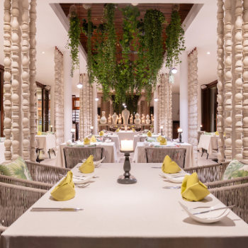 DI#9 ficus restaurant_inside2 350*350
